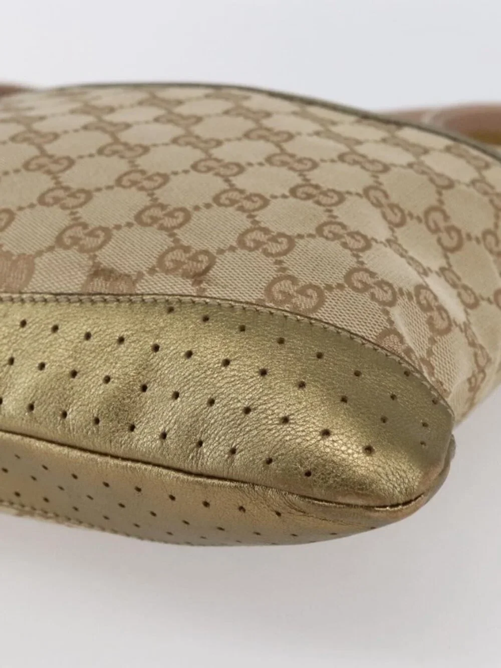 Authentic GUCCI GG Canvas Shoulder Bag Beige Gold 145857 - Picture 16 of 16